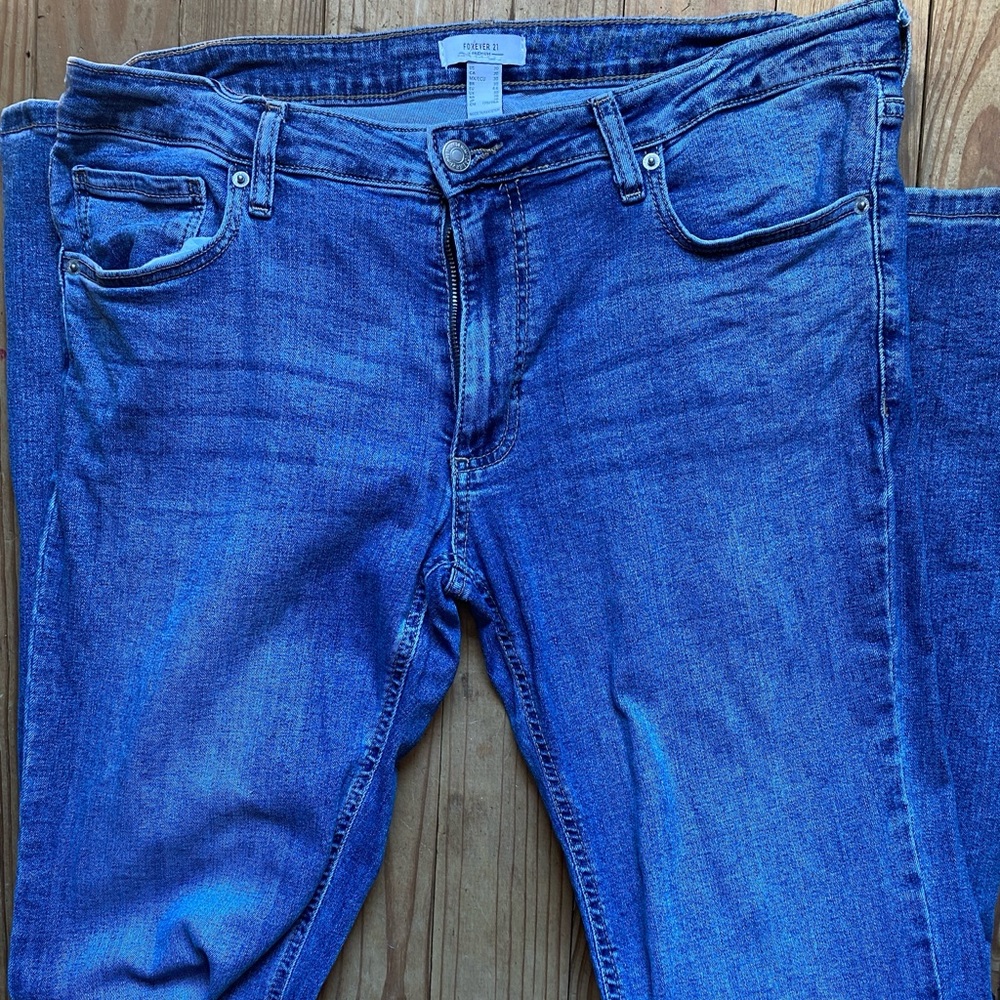 Forever 21 BNWOT jeans 30
